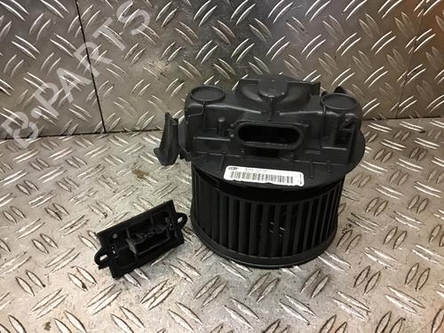 Used Heater blower motor NISSAN MICRA III (K12) 1.2 16V (65 hp) 16689286