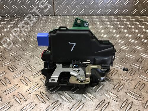 Front left lock VW POLO IV (9N_, 9A_) 1.4 16V | BP14695623C98