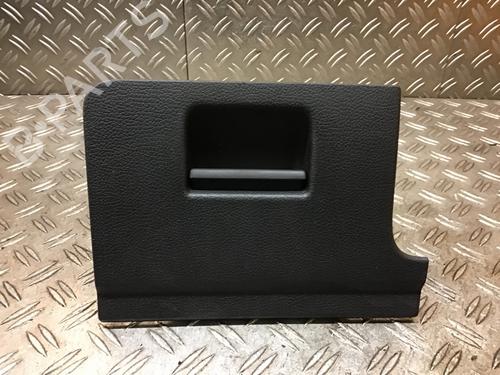 Used Cup/Object holder VW GOLF VI (5K1) 1.4 TSI (122 hp) 16267239