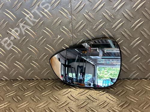 Used Left mirror glass Left mirror glass 37150745 37150745