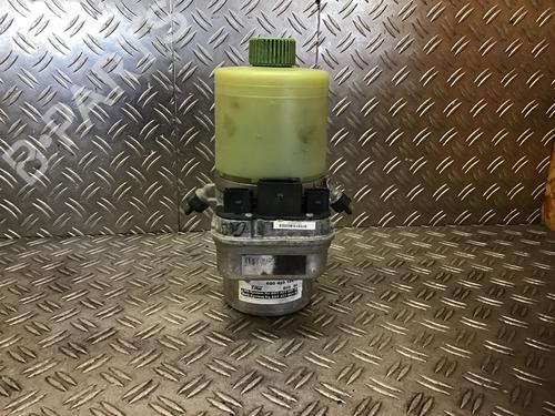 Used Steering pump Steering pump VW POLO IV (9N_, 9A_) 1.2 12V (64 hp) 40288734 40288734
