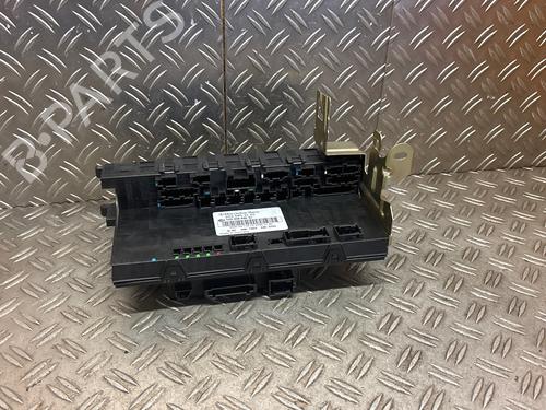Used Fuse box Fuse box 37416459 37416459