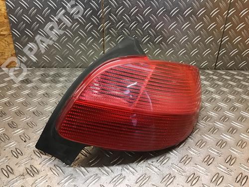 Used Right taillight PEUGEOT 206 Hatchback (2A/C) 1.4 i (75 hp) 11974123
