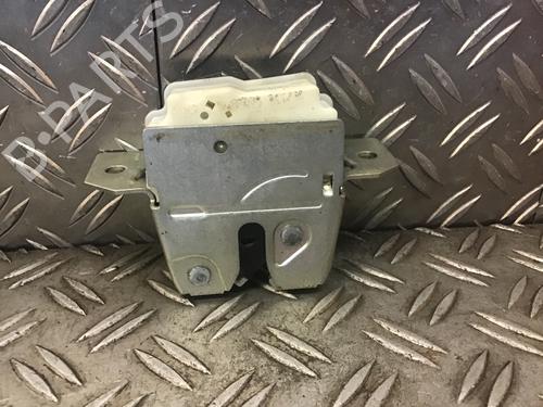 Bagklap lås MERCEDES-BENZ A-CLASS (W169) A 150 (169.031, 169.331) (95 hp) 32392091