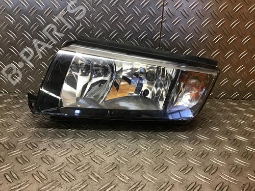 Faro sinistro SKODA FABIA I (6Y2) 1.4 16V (75 hp) 31337226