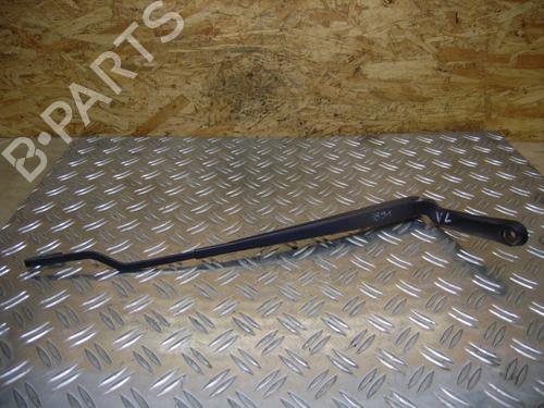 Used Front windshield wiper arm AUDI A3 (8L1) 1.6 (102 hp) 14694114