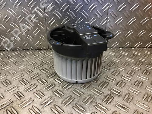 Used Heater blower motor Heater blower motor MITSUBISHI MIRAGE / SPACE STAR VI Hatchback (A0_A) 1.0 (A05A) (71 hp) 34103603 34103603