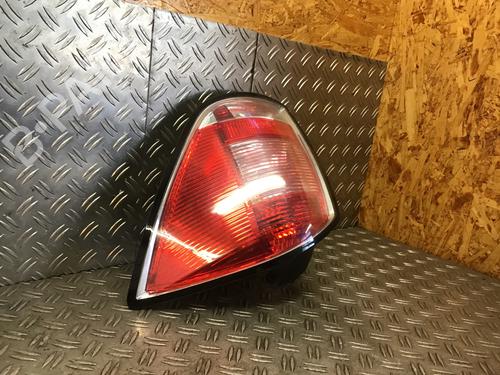 Right taillight OPEL ASTRA H Estate (A04) 1.6 (L35) | BP31184700C35