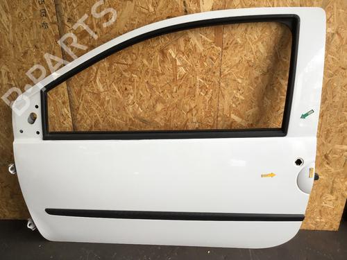 Used Left front door Left front door RENAULT TWINGO II (CN0_) 1.2 (CN0D) (58 hp) 34527355 34527355