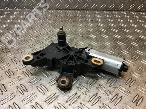 Used Rear wiper motor SKODA OCTAVIA I Combi (1U5) 2.0 (116 hp) 8959609