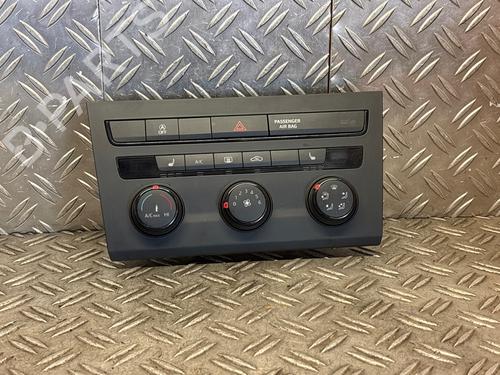 Used Climate control Climate control SEAT LEON ST (5F8) 1.6 TDI (110 hp) 36755888 36755888