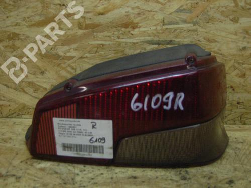 Used Right taillight PEUGEOT 106 I (1A, 1C) 1.1 (60 hp) 5051848