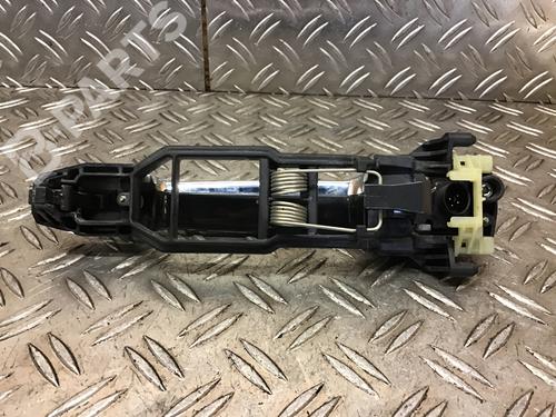 Front right exterior door handle MERCEDES-BENZ E-CLASS T-Model (S210) E 270 T CDI (210.216) | BP7096268C129 