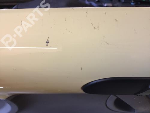 Garniture avant droite VW NEW BEETLE Convertible (1Y7) 2.0 | BP5267581C59