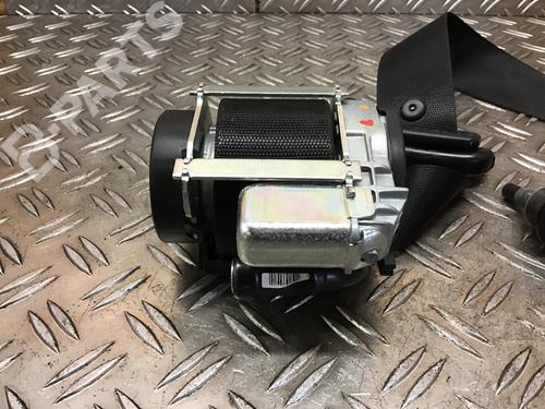 Front right seatbelt MERCEDES-BENZ A-CLASS (W169) A 160 (169.031, 169.331) | BP6968990I25