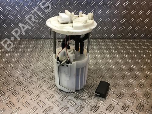 Used Fuel pump FIAT GRANDE PUNTO (199_) 1.4 (199AXB11, 199AXB1A, 199BXB1A, 199AXL1A) (77 hp) 15193014