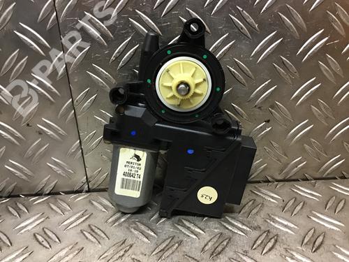 Rudehejsemotor forskærm højre VW POLO (9N_, 9A_) 1.2 12V (64 hp) 10340384