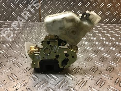 Rear left lock NISSAN X-TRAIL I (T30) 2.2 dCi 4x4 | BP8528356C100 