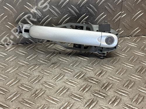 Used Front left exterior door handle Front left exterior door handle VW GOLF VI Variant (AJ5) 1.6 TDI (105 hp) 40605865 40605865
