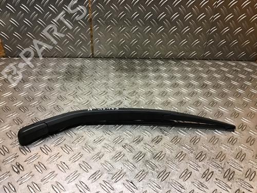 Used Rear windshield wiper arm HYUNDAI i20 I (PB, PBT) 1.2 (86 hp) 15692128