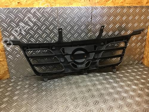 Grille NISSAN X-TRAIL I (T30) 2.0 4x4 | BP25729739C40 