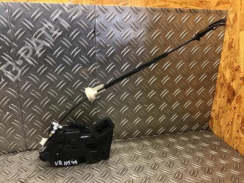 Højre fortil lås VW GOLF VI (5K1) 1.4 TSI (122 hp) 30099924