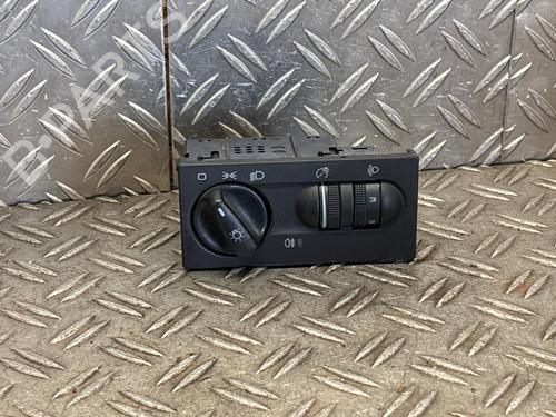 Hovedlysbryter Hovedlysbryter VW GOLF III (1H1) 1.6 (75 hp) 37425088 37425088