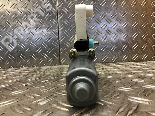 Left front window motor MERCEDES-BENZ A-CLASS (W169) A 150 (169.031, 169.331) | BP8293617E21 