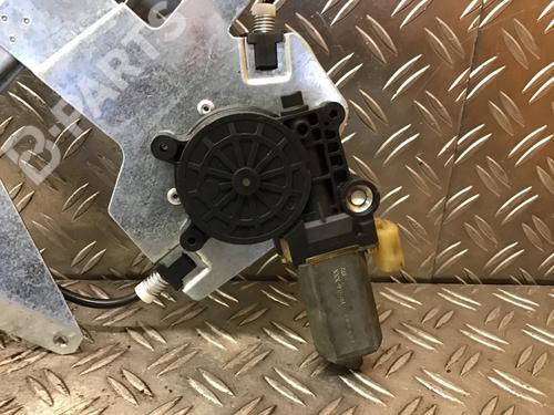 Front right window mechanism SMART CITY-COUPE (450) 0.8 CDI (S1CLC1, 450.300, 450.301, 450.302, 450.303,... | BP8916438C23 