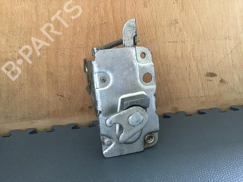 Używane Zamek drzwi przednich prawych VW TRANSPORTER T1 Bus (22, 24, 25, 28) 1.5 (42 hp) 32191086