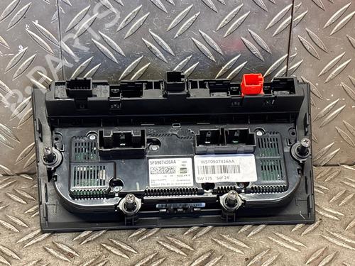 Climate control SEAT LEON ST (5F8) 1.6 TDI | BP36755888I5 - Image 2