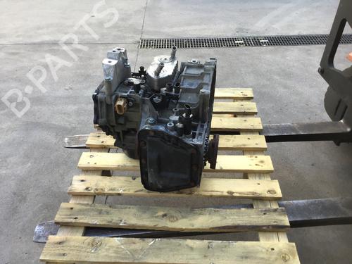 Used Gearbox VW GOLF IV Variant (1J5) 1.6 (102 hp) 28089025