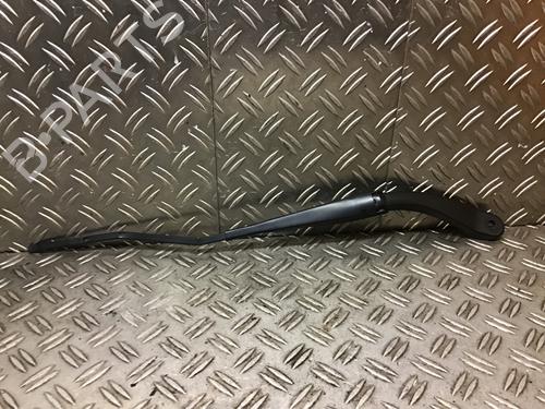 front-windshield-wiper-arm-dacia-sandero-ii-2012-32322218 main image