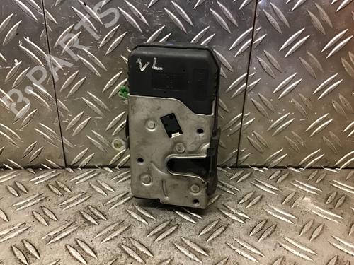 Used Front left lock OPEL MERIVA A MPV (X03) 1.4 16V Twinport (E75) (90 hp) 31036062