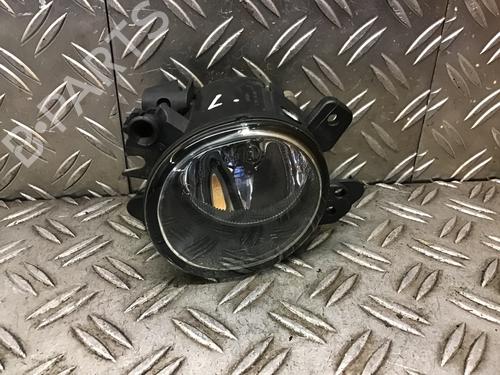 Faro antinebbia anteriore sinistro MERCEDES-BENZ A-CLASS (W169) A 150 (169.031, 169.331) (95 hp) 32371264