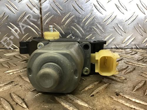 Right front window motor FORD FIESTA VI (CB1, CCN) 1.4 | BP14695151E20 