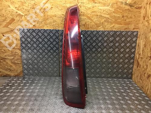 Used Left taillight NISSAN X-TRAIL I (T30) 2.2 dCi 4x4 (136 hp) 8528337