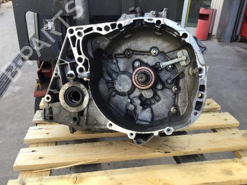 Gearkasse RENAULT MEGANE III Hatchback (BZ0/1_, B3_) 1.6 16V (BZ0H) (101 hp) 28078891