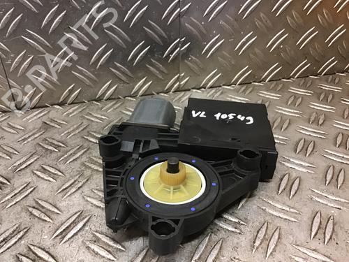 Left front window motor VW GOLF VI (5K1) 1.4 TSI | BP30099909E21