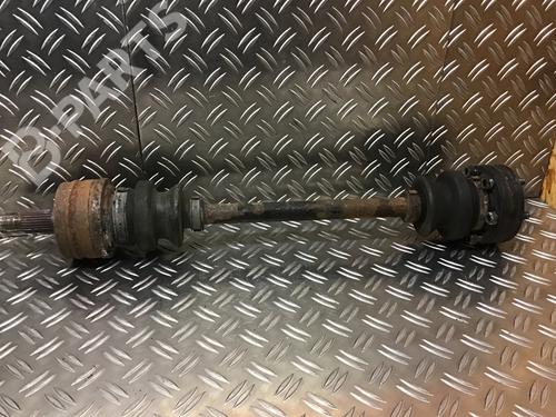 Used Right rear driveshaft Right rear driveshaft MERCEDES-BENZ 190 (W201) 2.0 (201.023) (105 hp) 5061910 5061910
