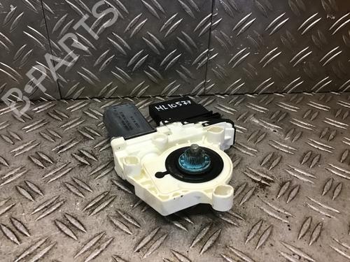 Motore alzacristalli posteriore sinistro VW JETTA III (1K2) 2.0 FSI (150 hp) 30836588