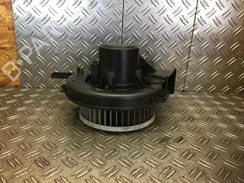 Used Heater blower motor VW FOX Hatchback (5Z1, 5Z3, 5Z4) 1.2 (55 hp) 27192271