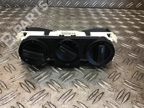 Used Climate control VW POLO (9N_, 9A_) 1.4 16V (75 hp) 9754955