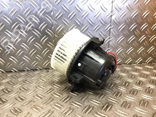 Used Heater blower motor SEAT IBIZA V (KJ1, KJG) 1.0 TSI (95 hp) 24954231