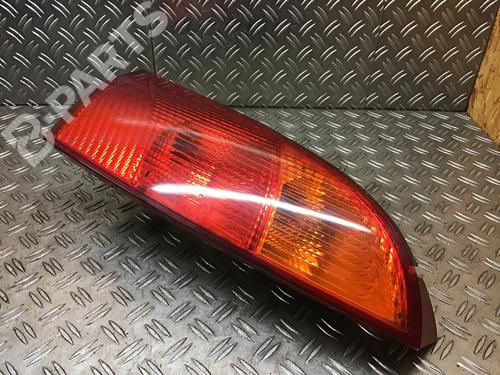 Used Right taillight FORD FOCUS I (DAW, DBW) 1.6 16V (100 hp) 9060095