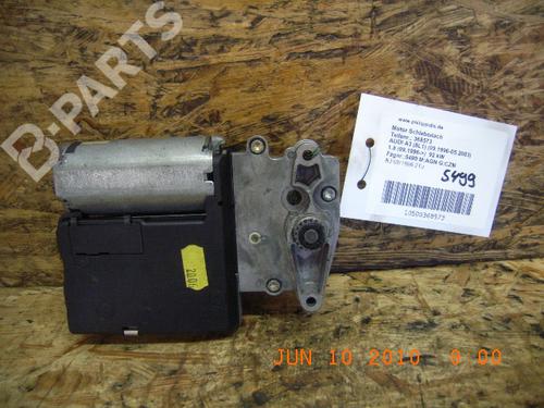 Moteur du toit ouvrant AUDI A3 (8L1) 1.8 (125 hp) 8D0959591