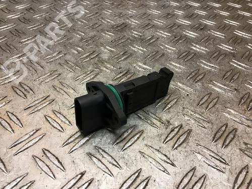 Mass air flow sensor MERCEDES-BENZ VANEO (414) 1.7 CDI (414.700) | BP10915476M95 