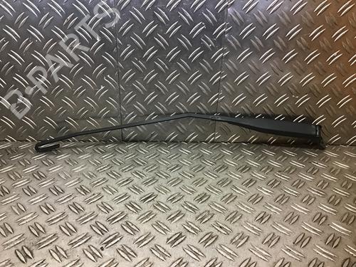 Used Front windshield wiper arm MERCEDES-BENZ A-CLASS (W168) A 140 (168.031, 168.131) (82 hp) 33205669