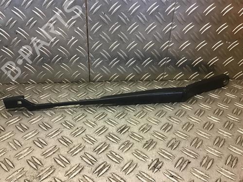 Used Front windshield wiper arm Front windshield wiper arm SEAT IBIZA IV (6J5, 6P1) 1.2 TSI (105 hp) 32765952 32765952