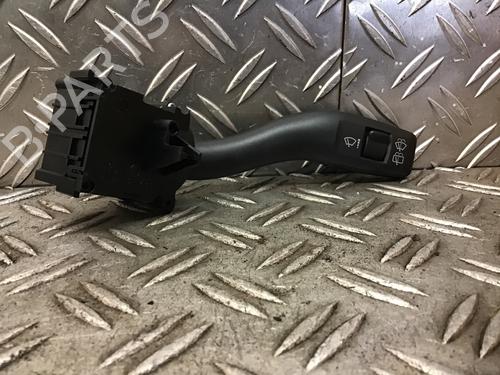 Used Steering column stalk AUDI A4 B7 Avant (8ED) 1.8 T (163 hp) 26183121
